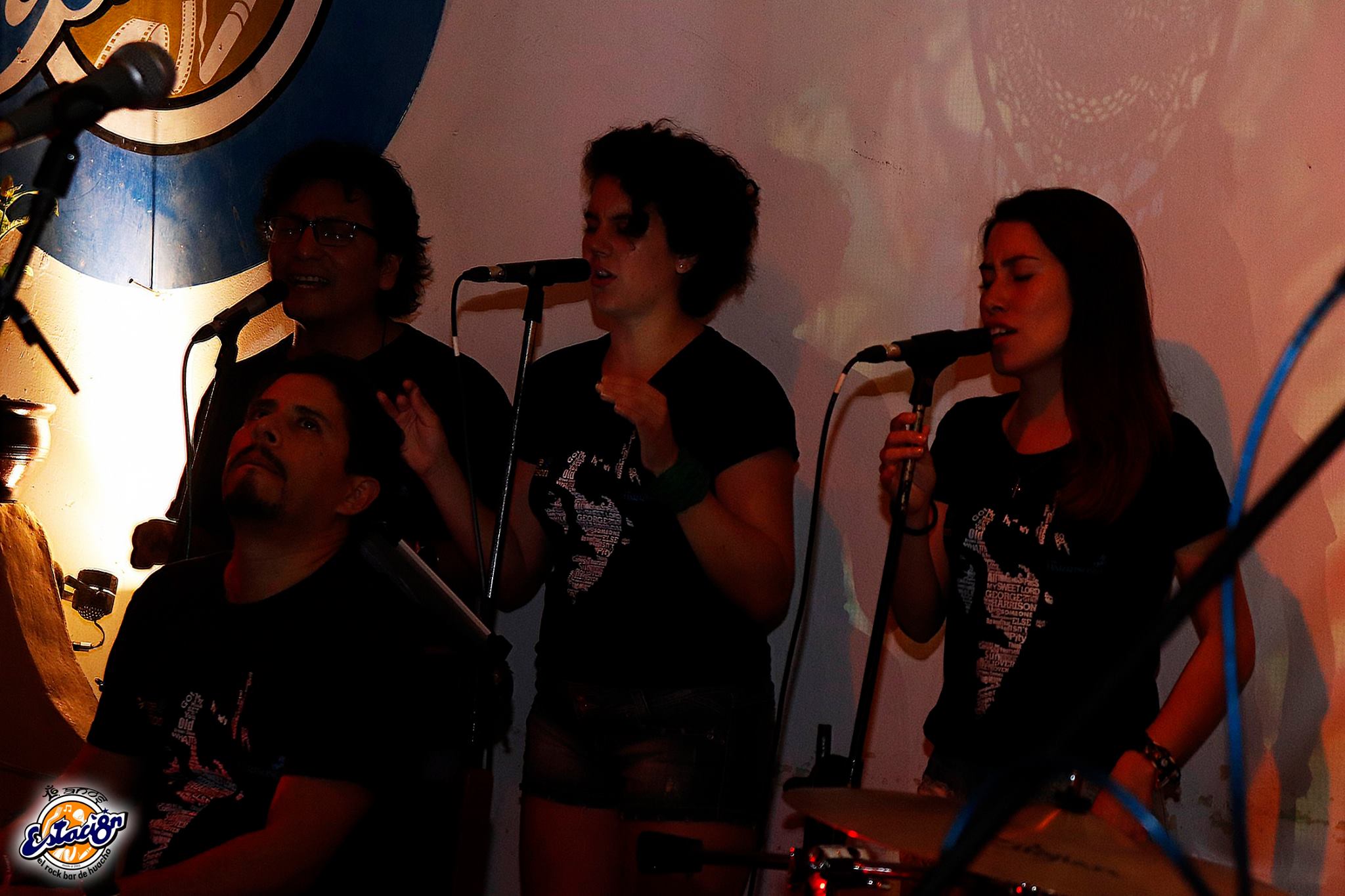 Los Harrisongs en Huacho