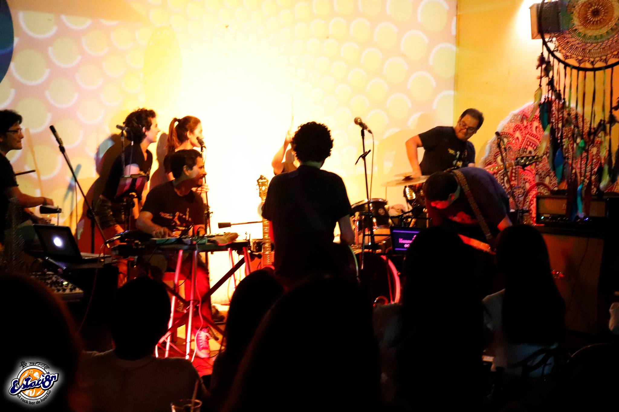 Los Harrisongs en Huacho
